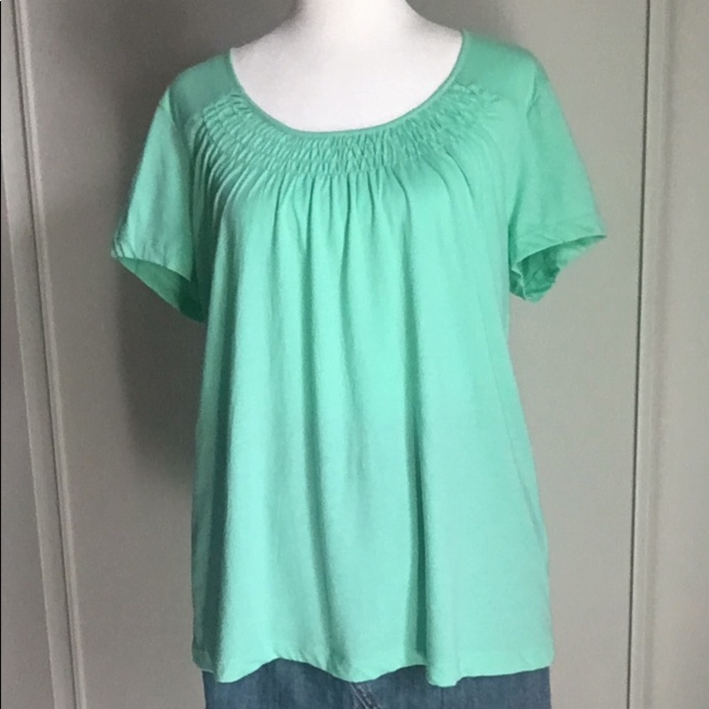 Lands’ End Soft Smocked Crew Neckline Short Sleeve Shirt Spring Summer